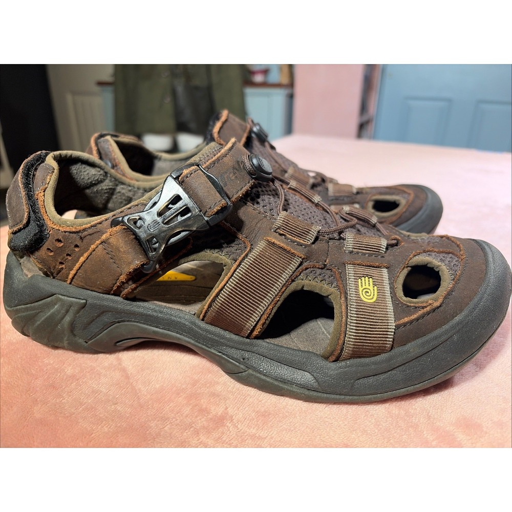 Teva Omnium 2 Leather sandals Men's Sz 9.